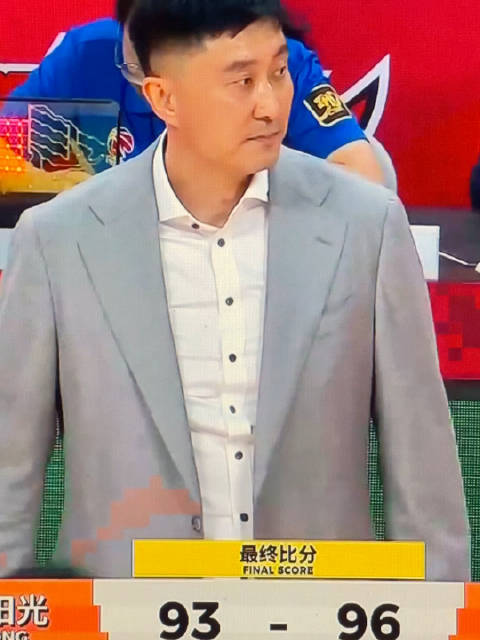 杰曼三分绝杀逆转京粤大战 球迷怒吼见证史诗级