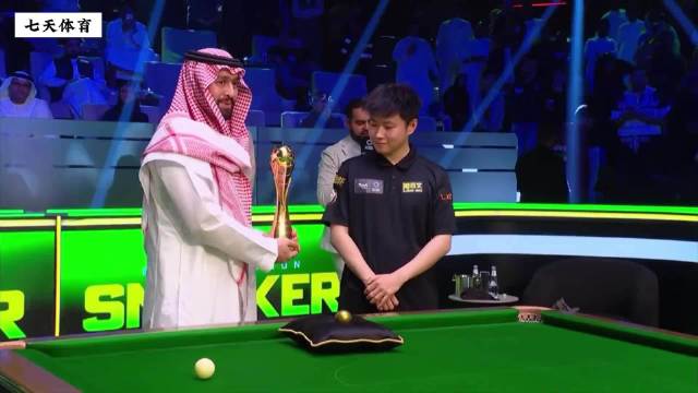 赵心童25万英镑加冕WTT重庆冠军赛，张本美和险胜