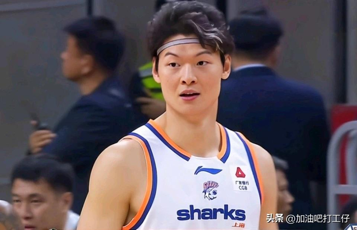 王哲林cba20连胜核心爆发冲击国家队